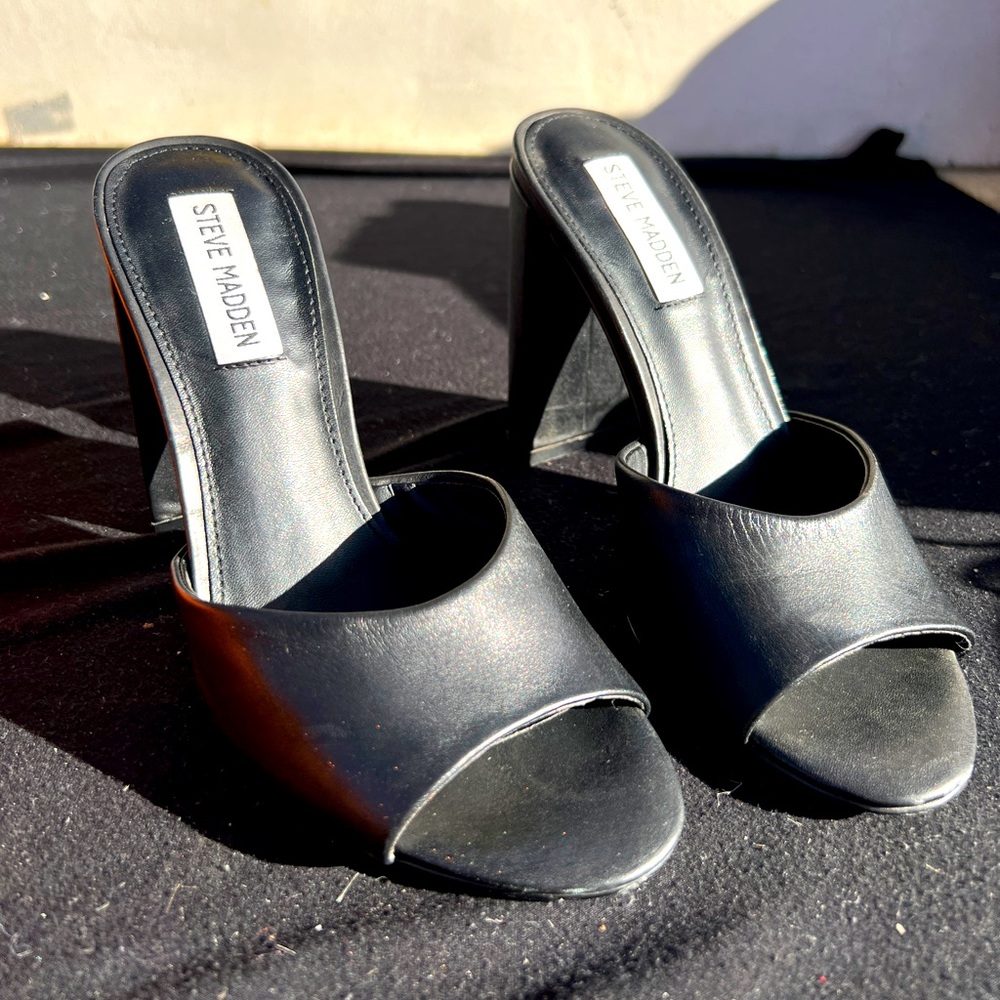Black Steve Madden Heels